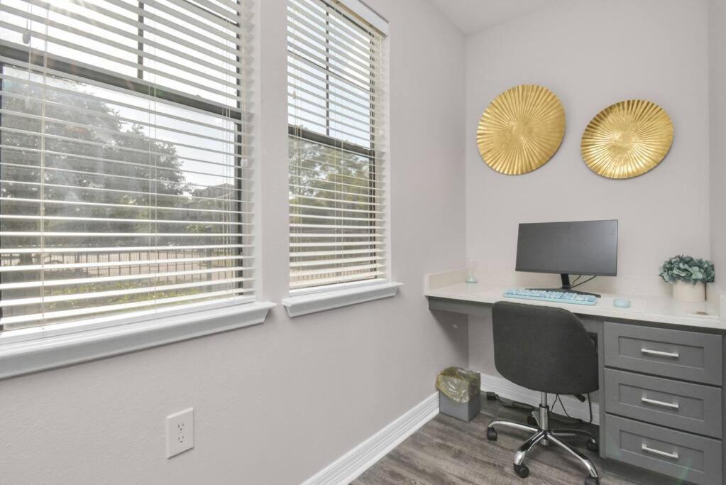 Luxury 1br ,nrg ,downtown ,med Center,galleria * Houston