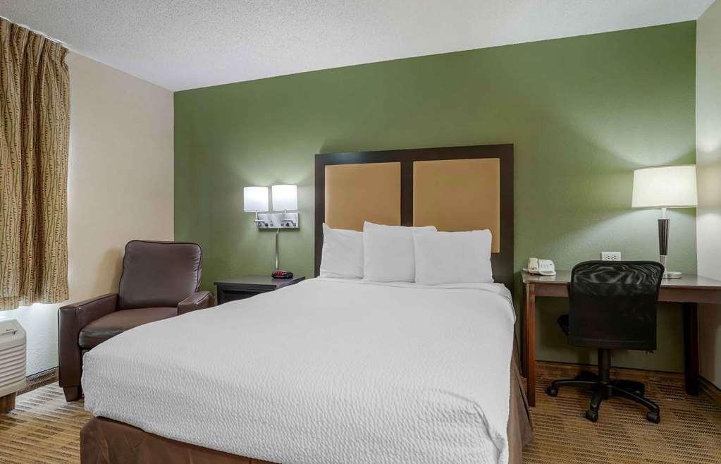 Extended America - - I-10 West - Citycentre Hotel Houston