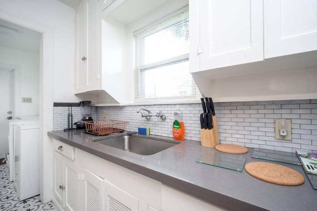 Apartment Trendy In Downtown - Near Montrose *