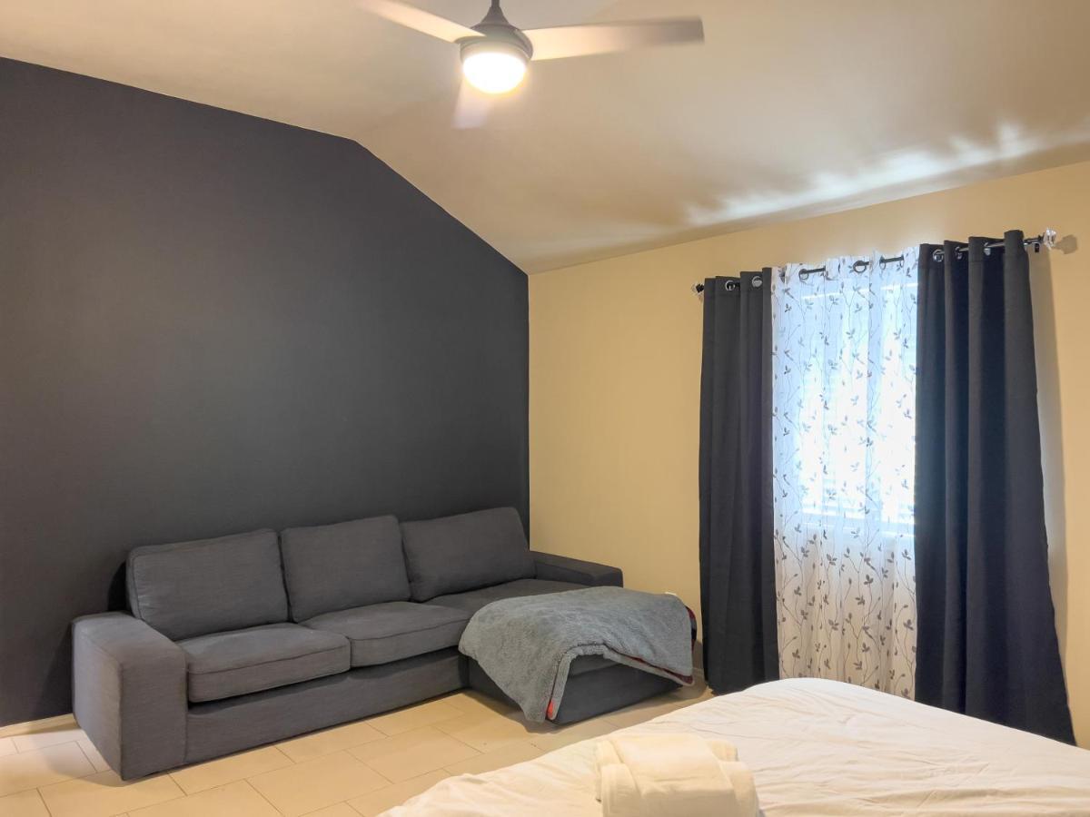 Comfortable Work-ready 4br Suburban * Houston