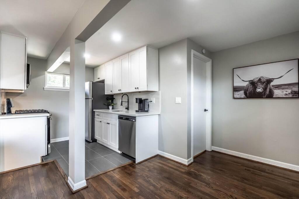 Roomy Urban Montrose! Free Parking #16 Houston
