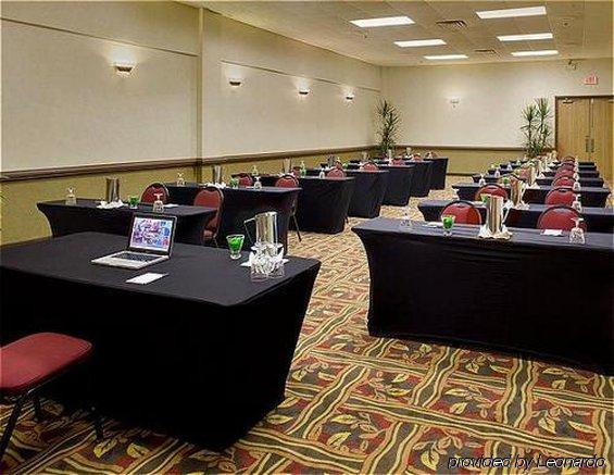Hotel Red Lion Intercontinental Airport