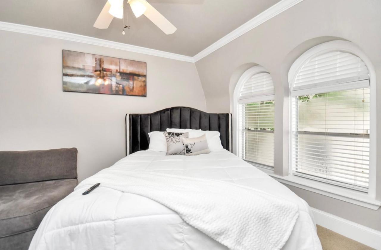 Bed & Breakfast Stunning Private In Town *