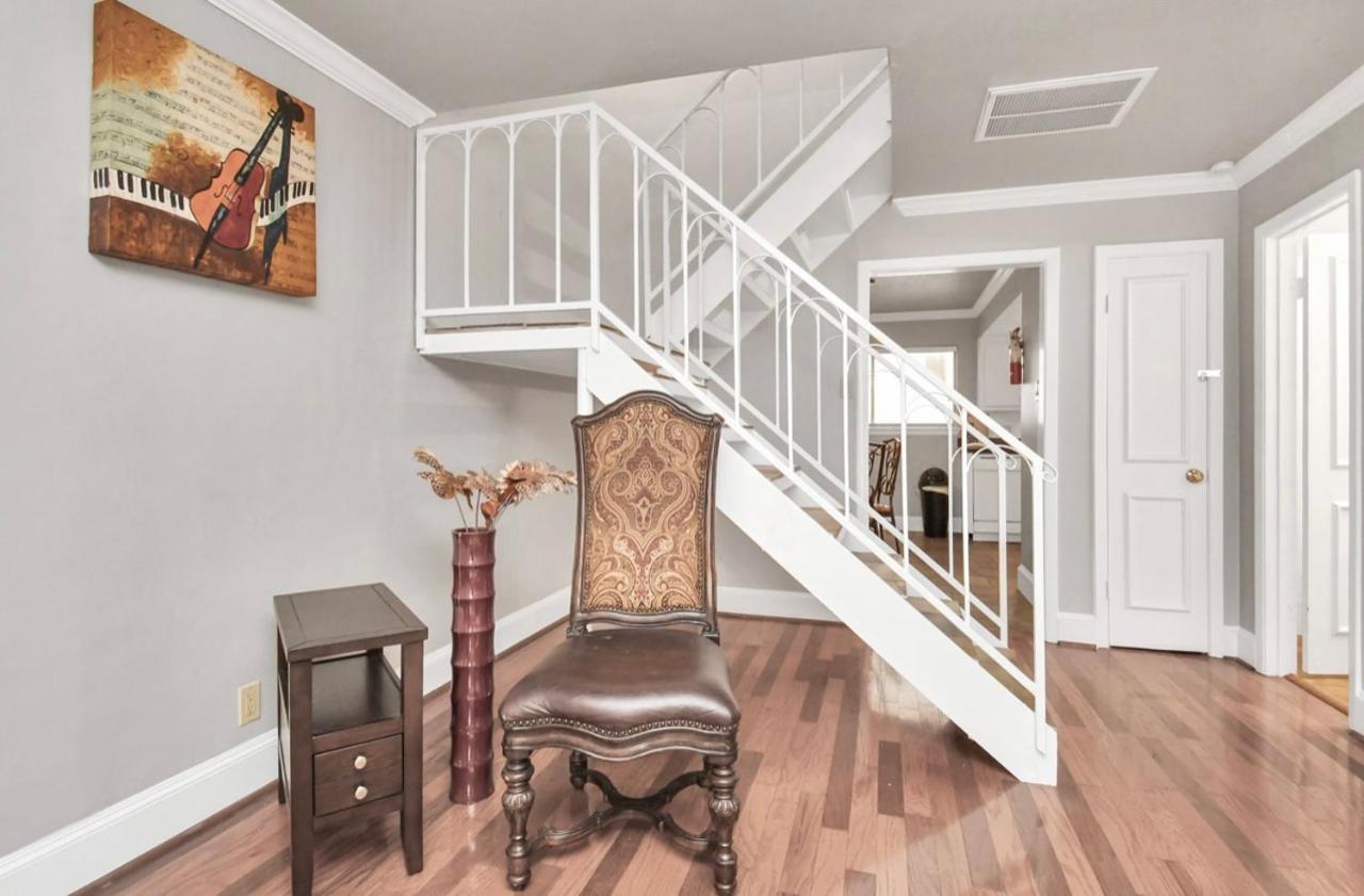 Stunning Private In Town Bed & Breakfast