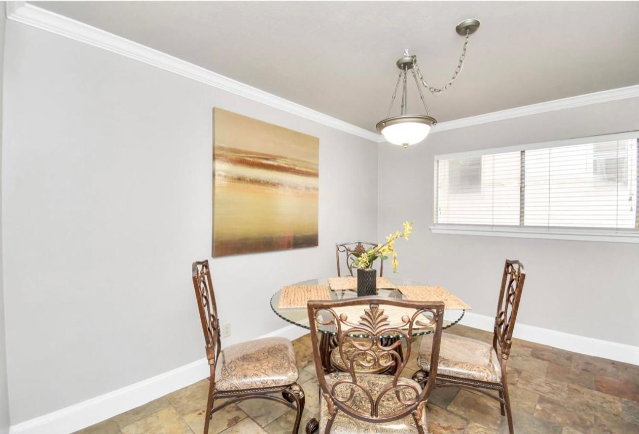 Bed & Breakfast Stunning Private In Town *
