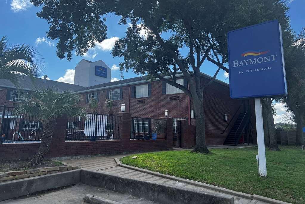 Baymont By Wyndham Houston/westchase 3*