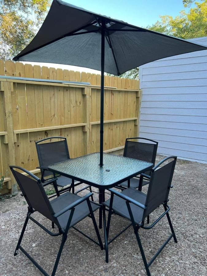 Spacious N Cozy 3 Bedroom // 15 Min From Downtown Apartment *