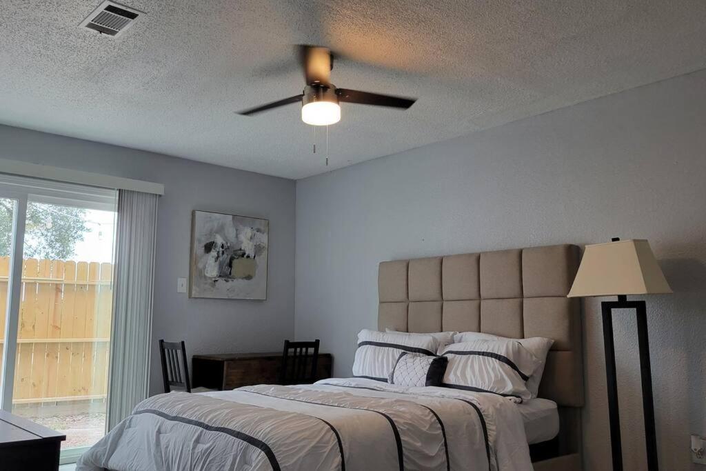 Apartment Spacious N Cozy 3 Bedroom // 15 Min From Downtown Houston