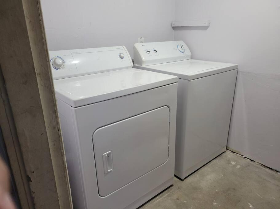 Spacious N Cozy 3 Bedroom // 15 Min From Downtown Houston