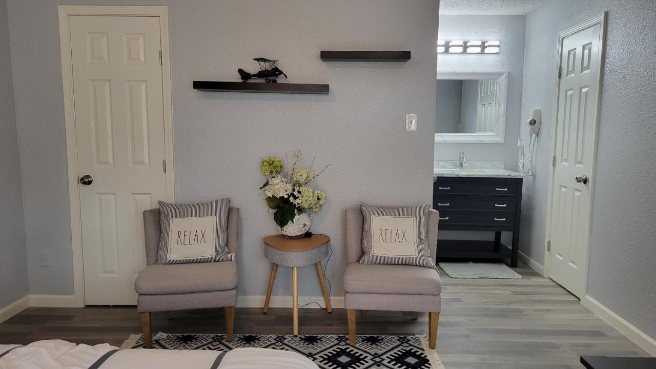 Spacious N Cozy 3 Bedroom // 15 Min From Downtown Houston