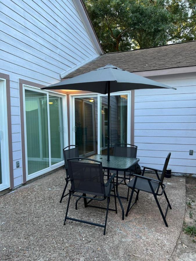 Spacious N Cozy 3 Bedroom // 15 Min From Downtown *