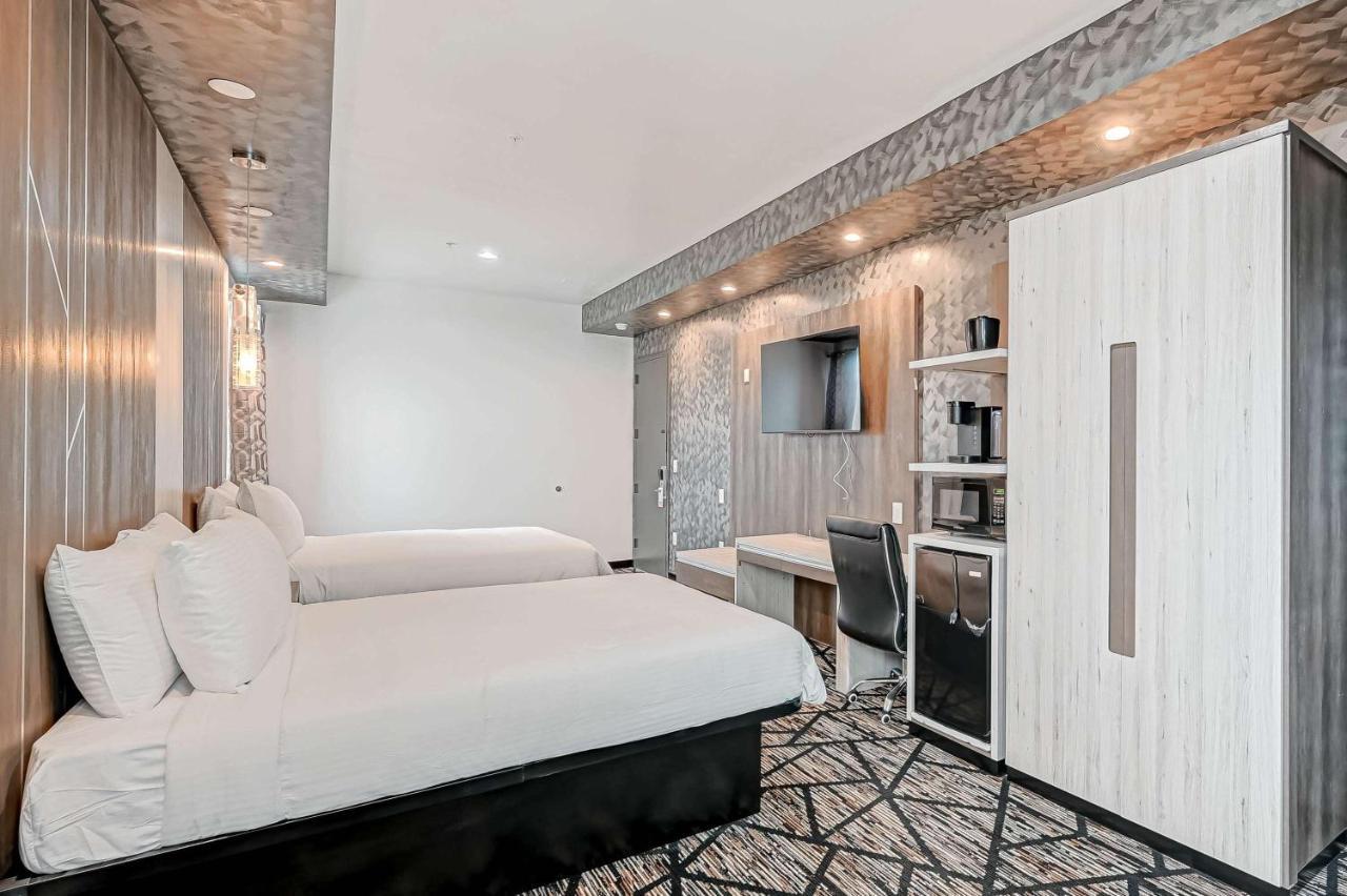 Hotel Surestay By Western Southeast 2*