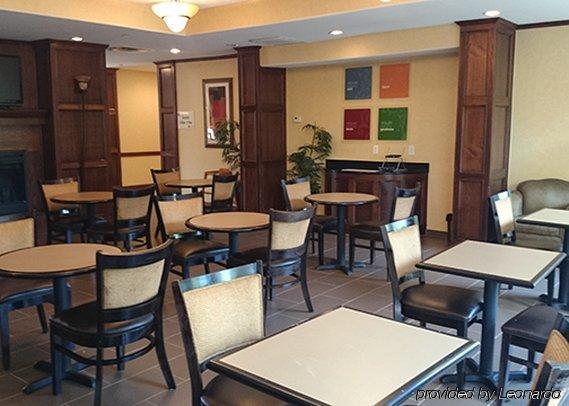 Spark By Hilton Hobby Airport 3*