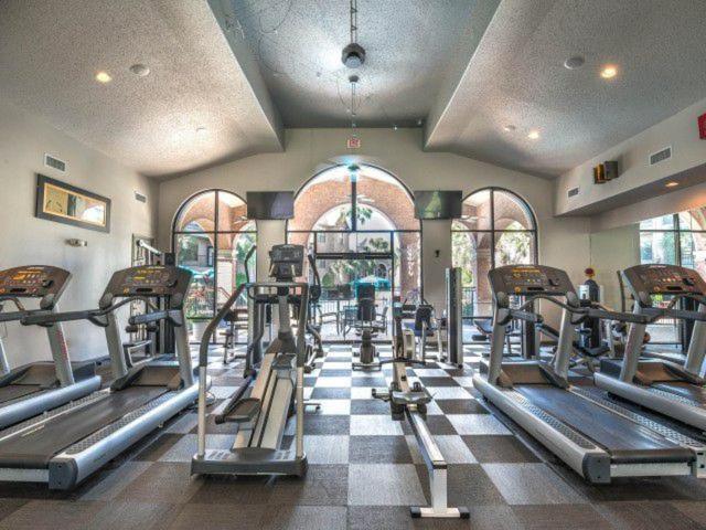 Medical Center Executive 2 Bedroom 2 Bathroom Apartment *