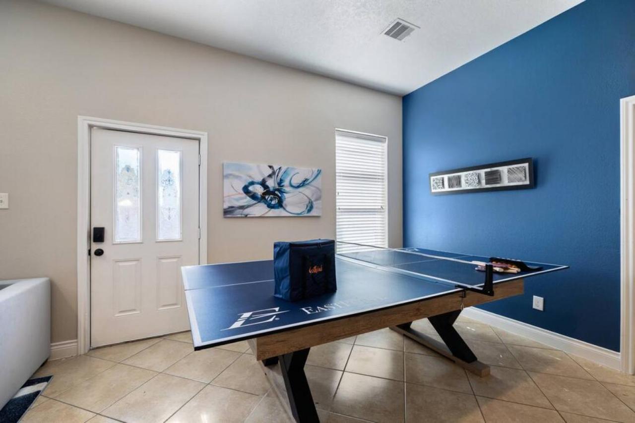 Stylish 3 Bedroom With Tons Of Games And 85 Inch Tv