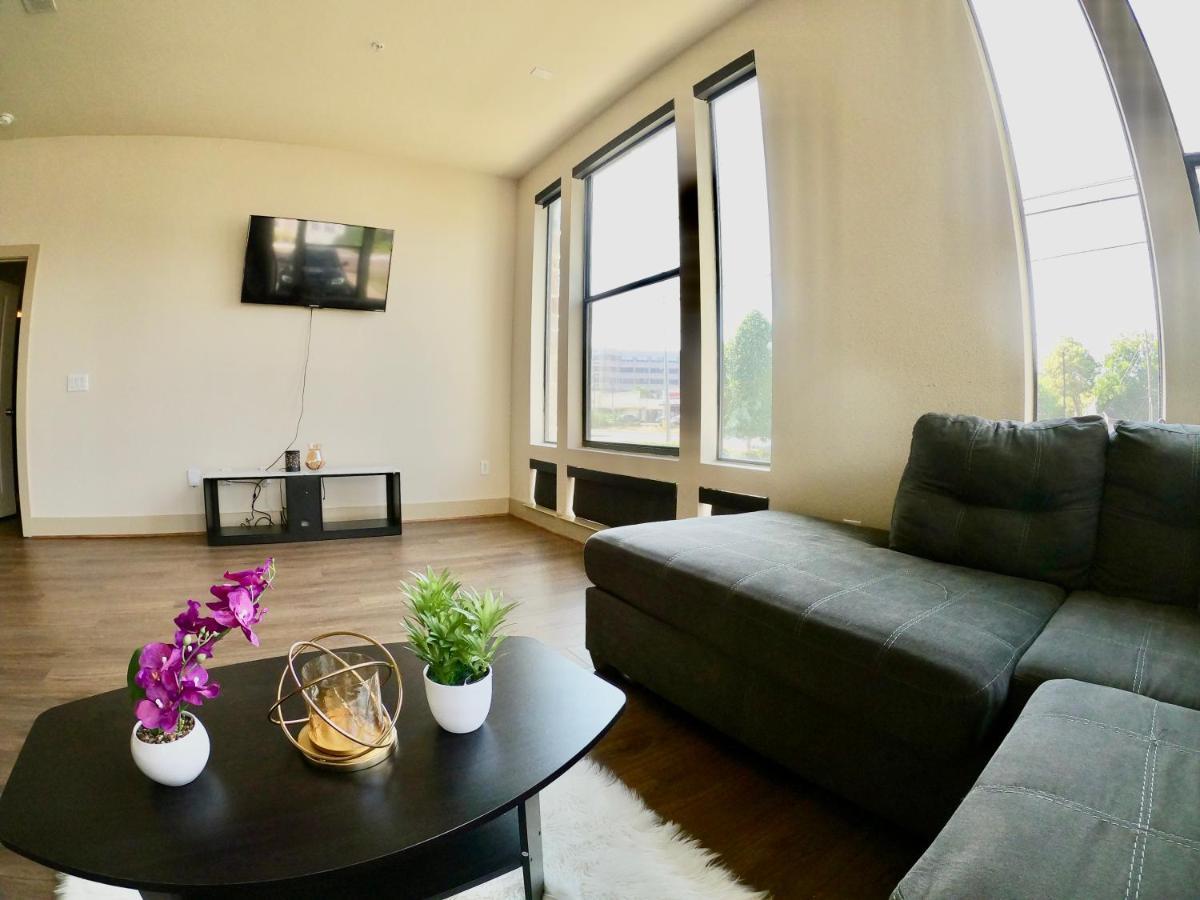 5 Mins To Med Center, Comfy King Beds, Wifi,gym,pool Apartment *
