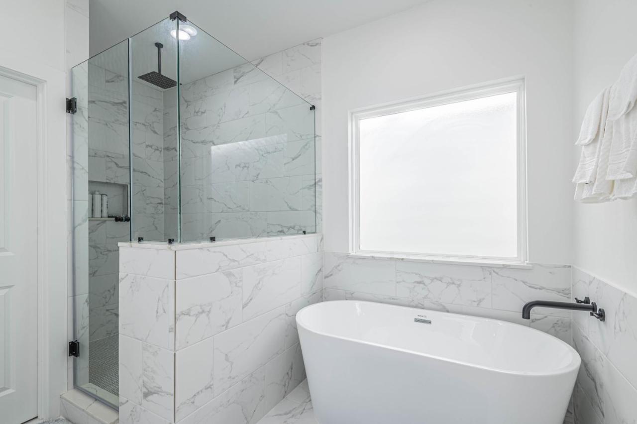 Luxury Haven Near Dwtn, Med Ctr, With Fast Free Wifi, Parking * Houston