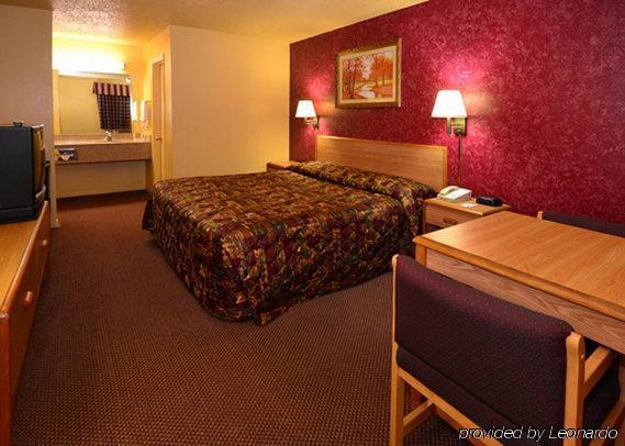 Econo Brookhollow Motel *