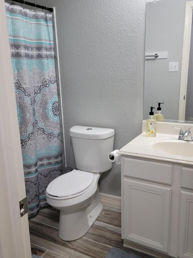 Fresh Crashpads 1 Hostel Houston