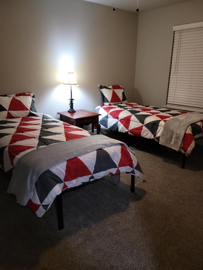 Hostel Fresh Crashpads 1 Houston