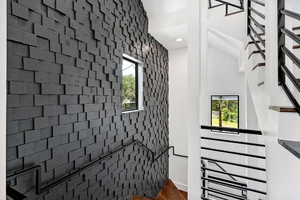 Luxury At The Heights~close To Downtown