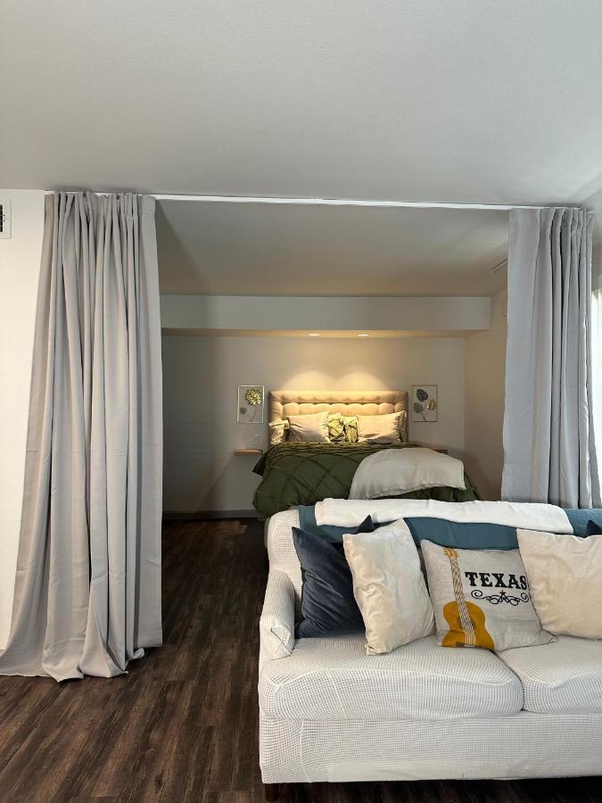 Studio Unit In The Medcenter Apartment *