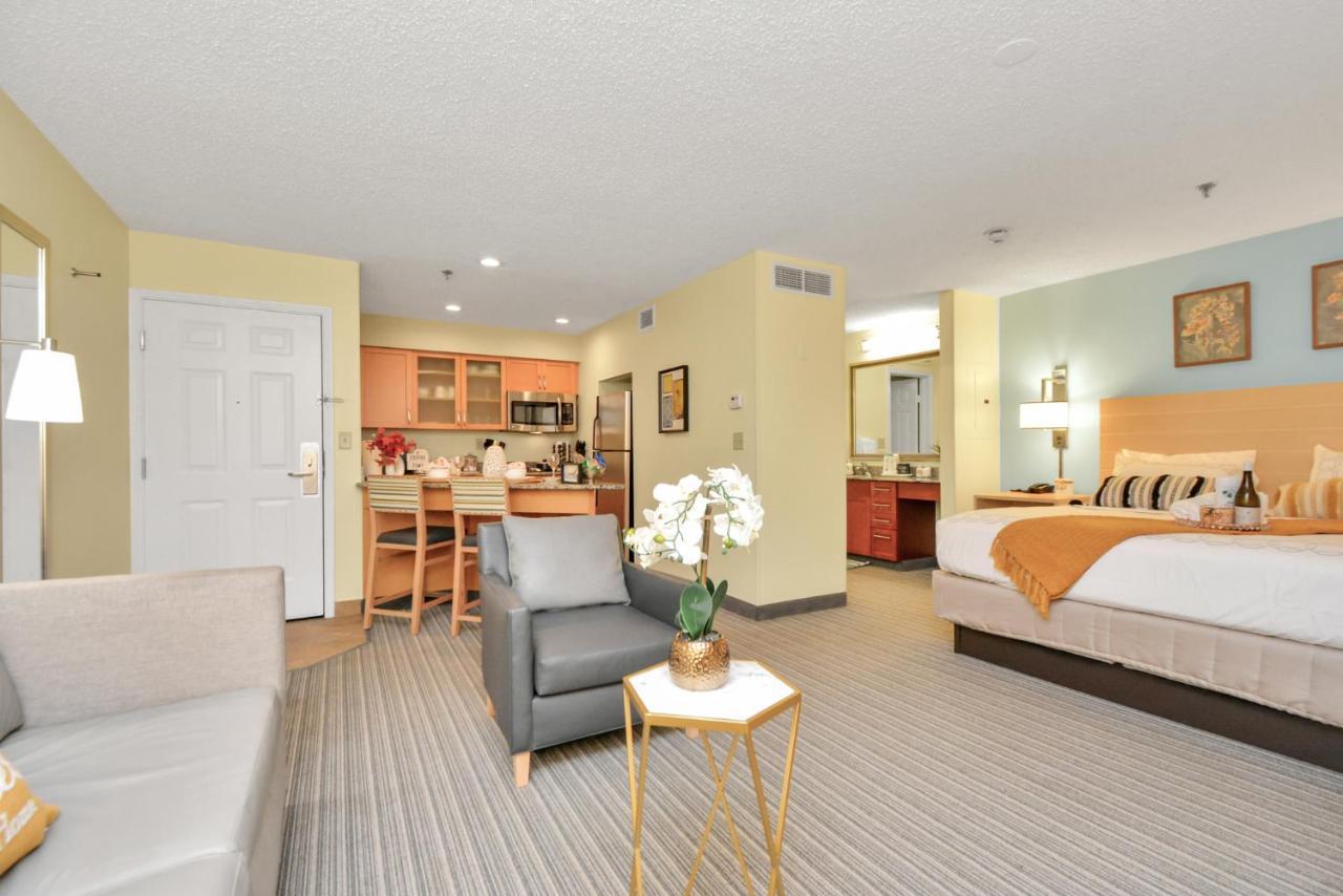 Nasa Solace Getaway-king Bed * Houston