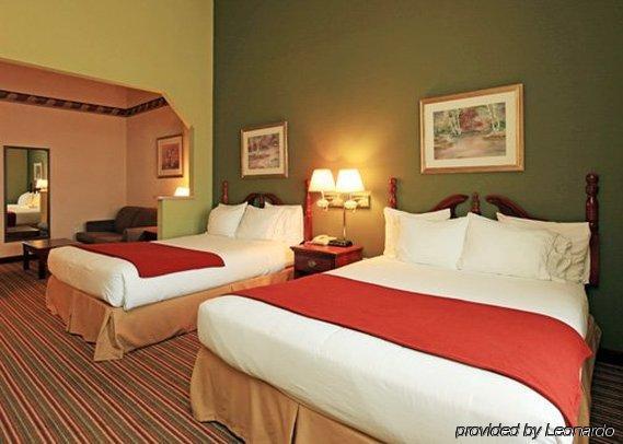 Quality & West Chase Hotel 2*