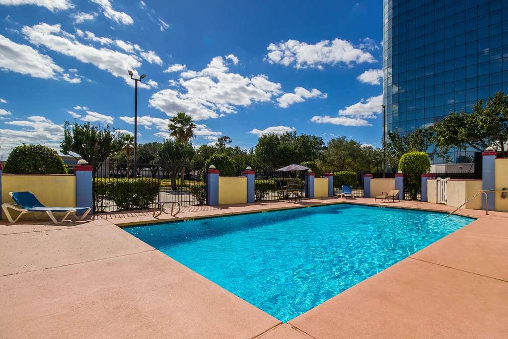 Rodeway North Greenspoint Hotel *
