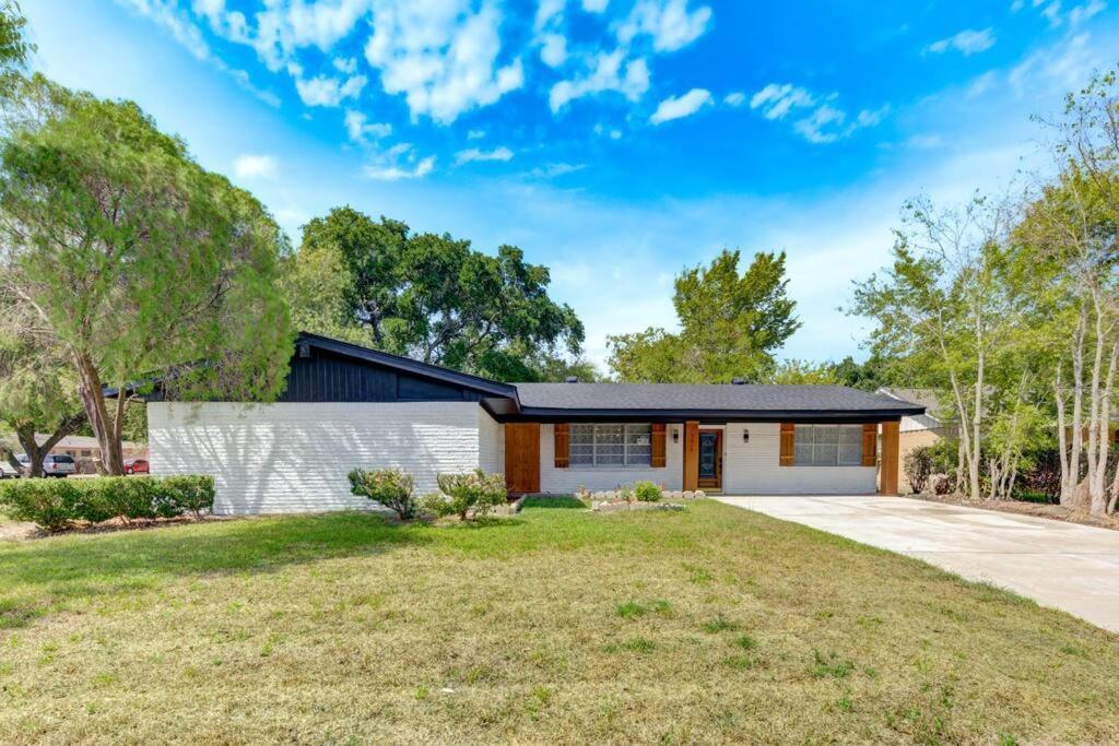 Elegante Casa Cerca De Galleria Mall, Nrg, Centro Medico! Holiday home Houston
