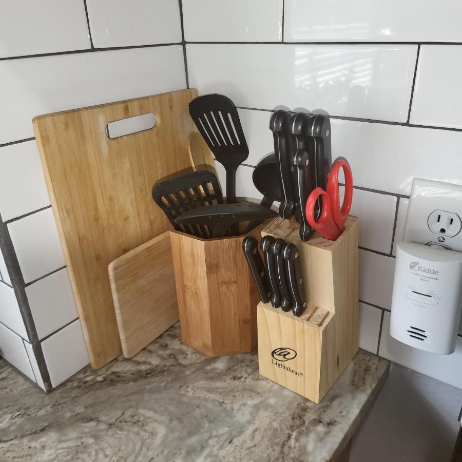 Super Cozy 2 Bedroom With Fast Wifi And Queen Bed Close To Downtown Houston!! * Houston