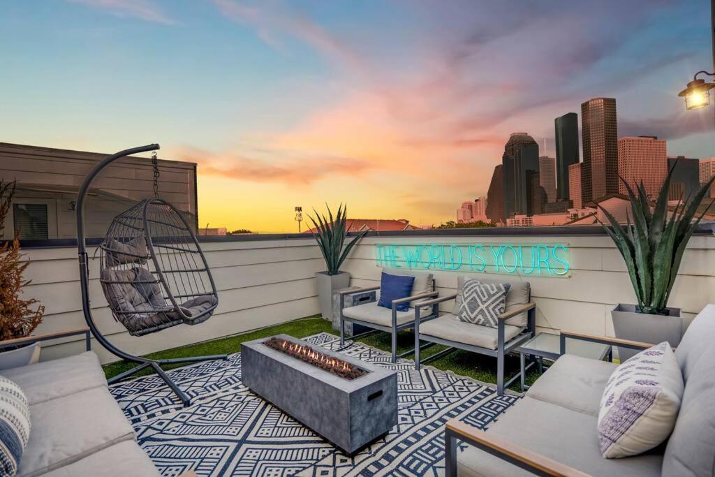 Holiday home Urban Jungle Retreat In The Htx Skyline Houston