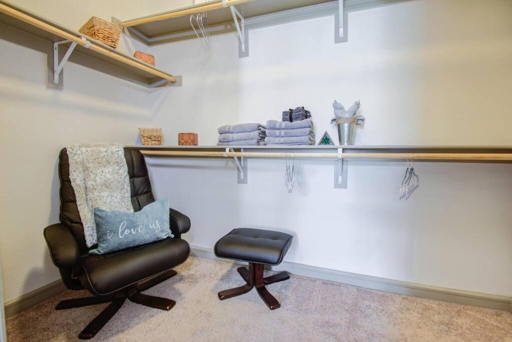 Luxury Living Downtown Kingbed. Apartment Houston