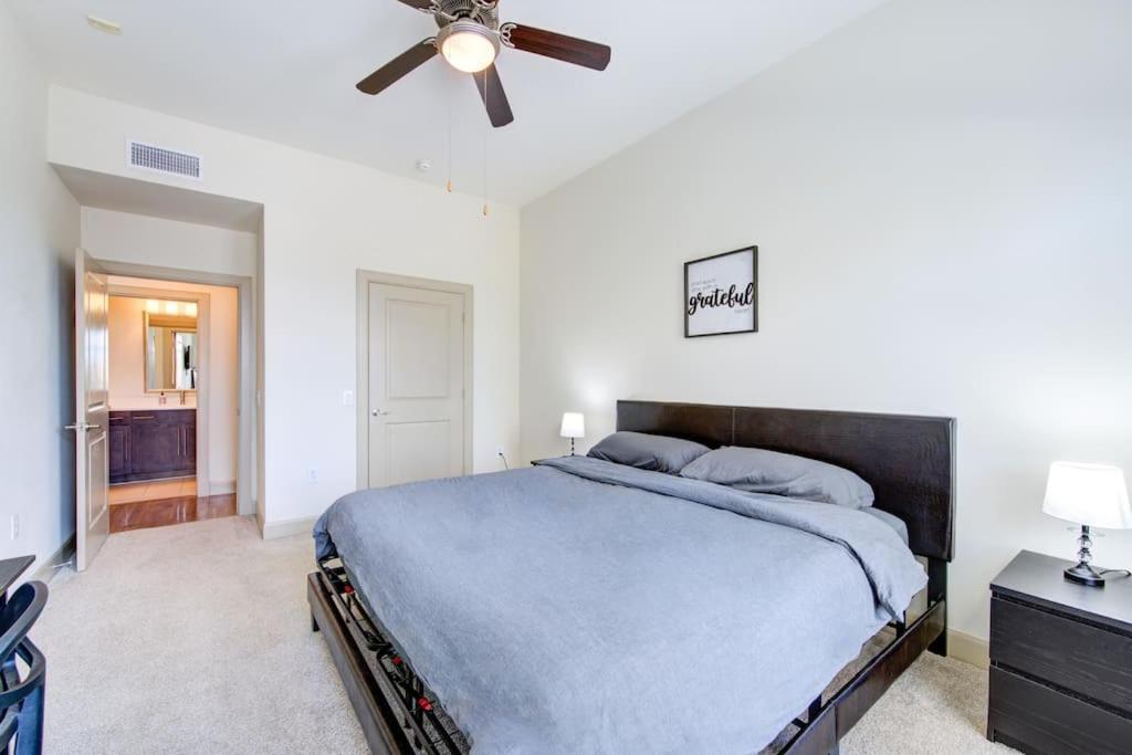 1br Urban Retreat Pool Gym Near Nrg Wifi Petok *