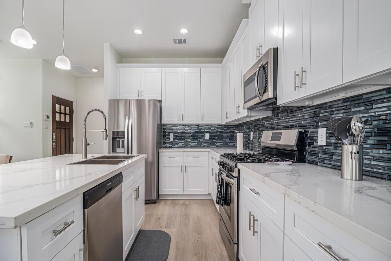 Heart Of Houston, Unit B Houston