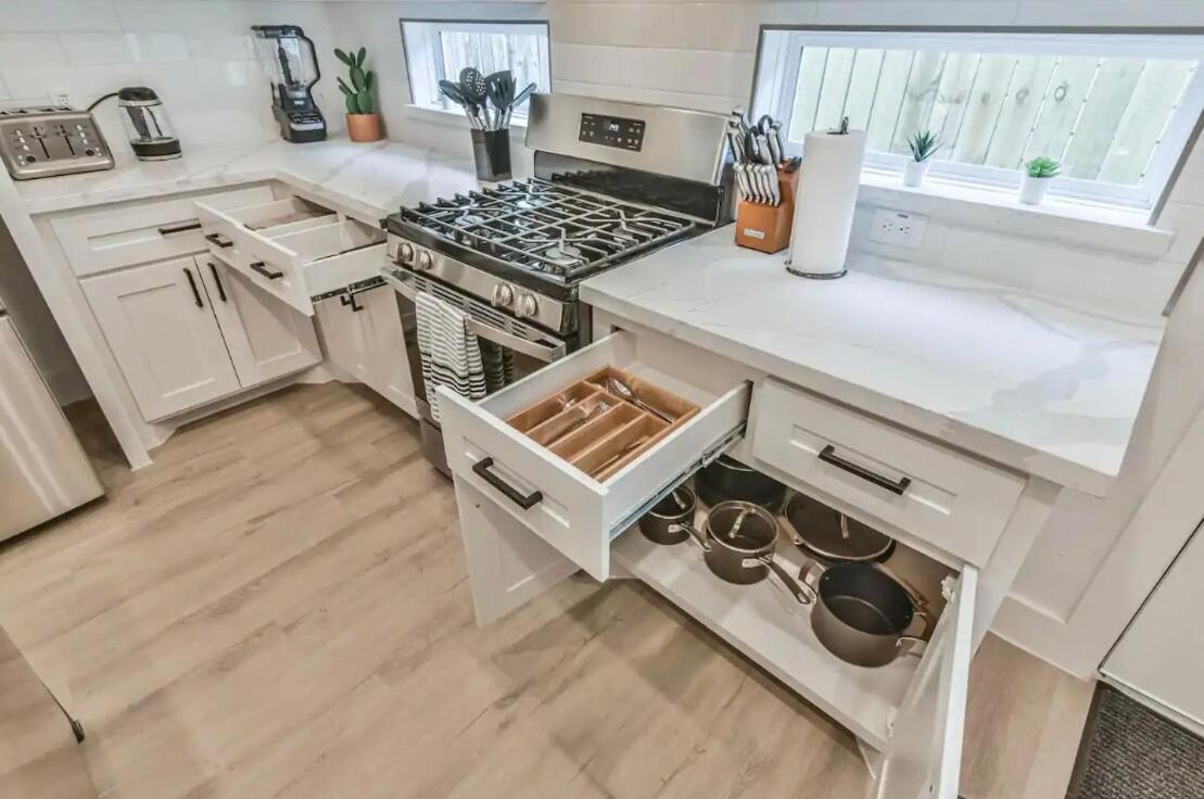 Inter-connected Duplex 8br Sleeps 22 Swim Holiday home *