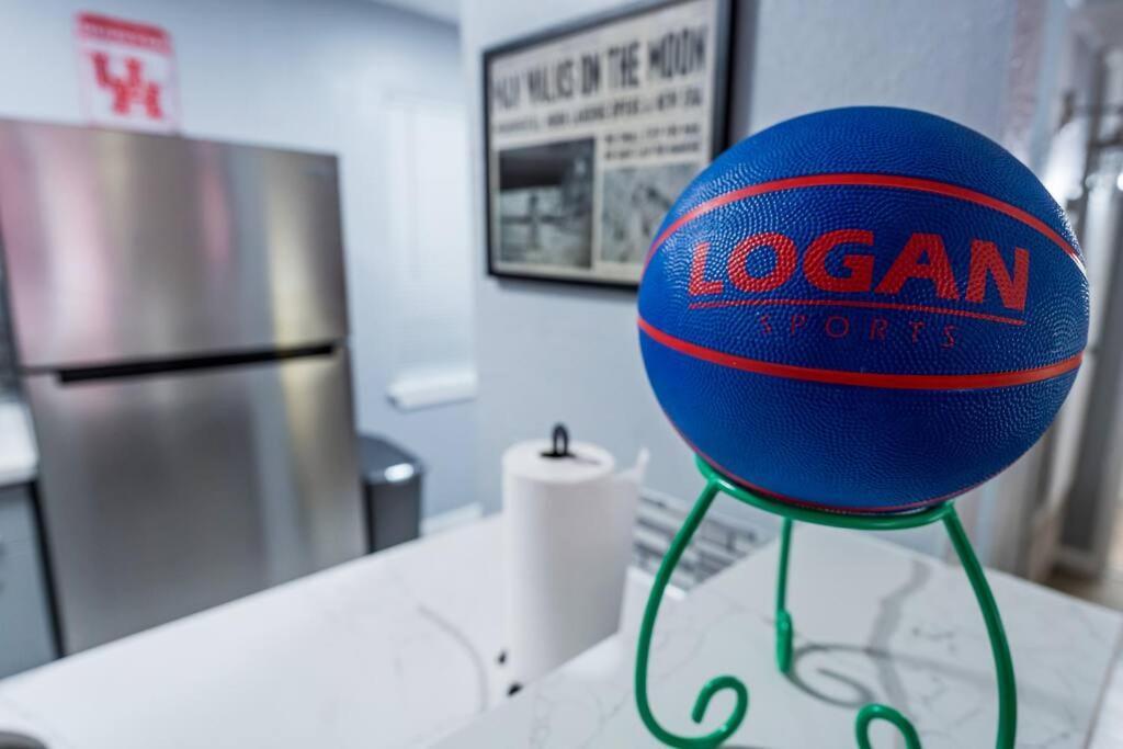 H-town Vibes: Dwtn/ Uh/tsu Astros Apartment Houston