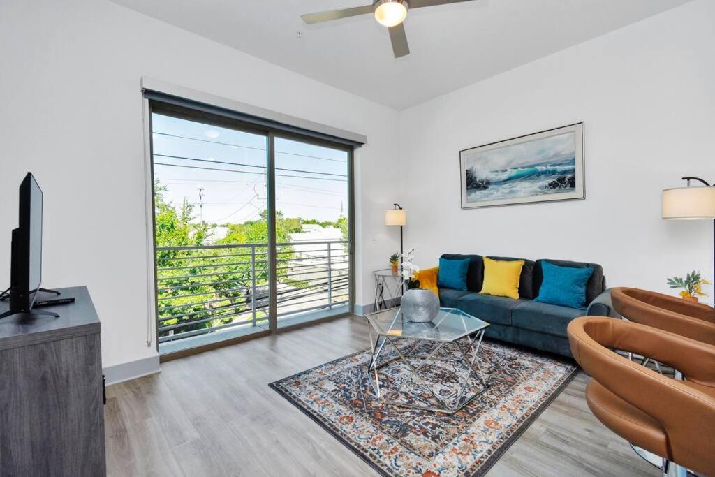 Midtown Luxury At River Oaks Houston