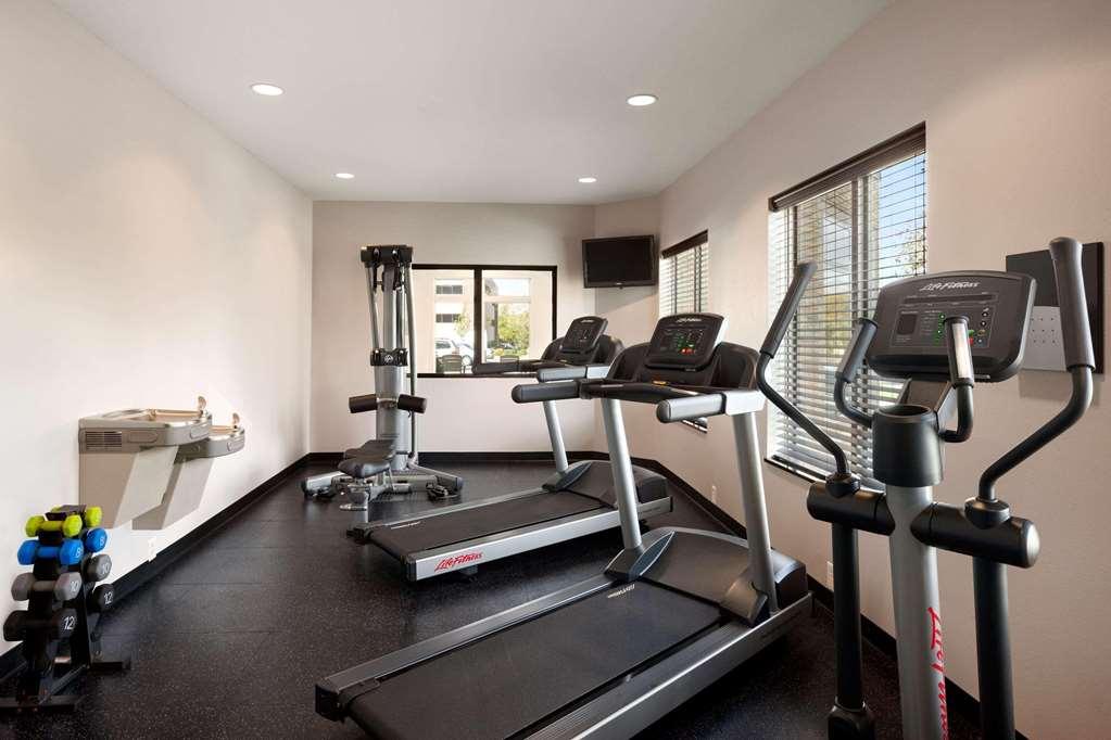 Country & By Radisson, Northwest, Tx Hotel 2*
