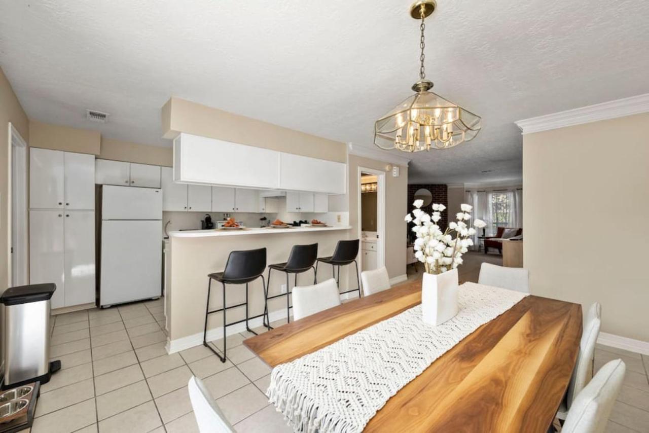 Montrose Two Homes 4 Bedroom 3400sf Sleeps 20 Downtown Multiple Families