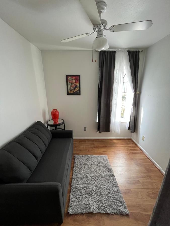 Sherbrooke Square Townhomes Aparthotel *