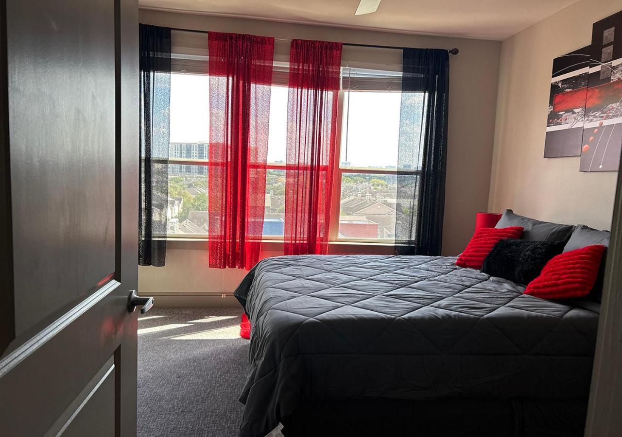 Area Of Houston, Tx. Apartment *