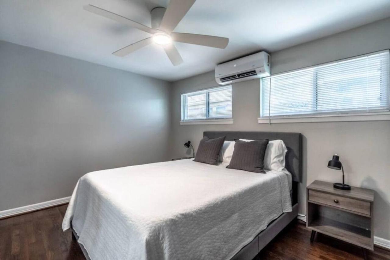 Roomy Urban Montrose! Free Parking #3 Apartment Houston