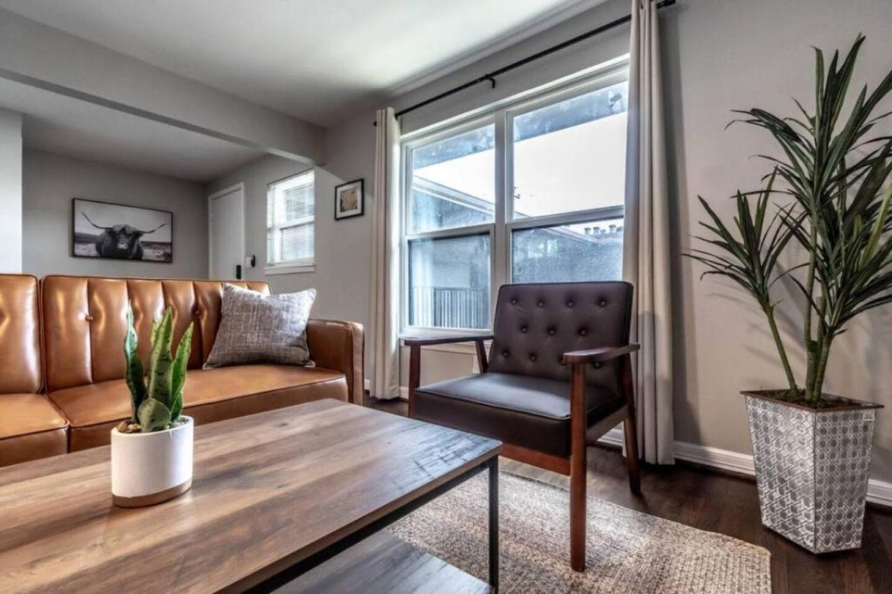 Roomy Urban Montrose! Free Parking #3 Apartment *