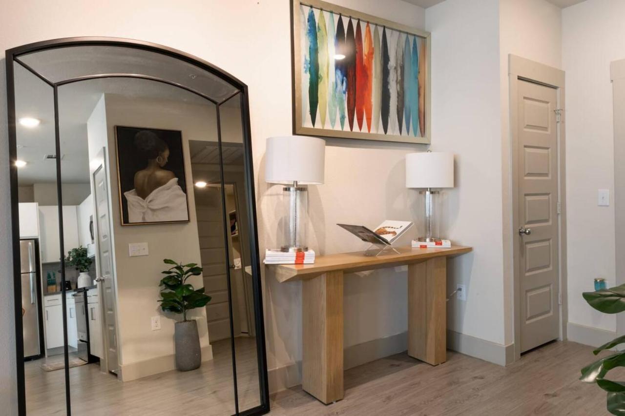 Spacious Luxury In Galleria Htx Apartment
