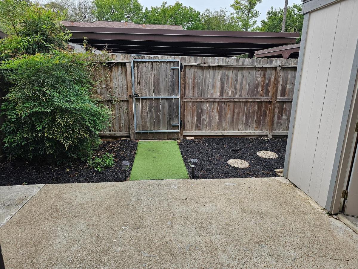 Lovely 3-bedroom Apartment Houston