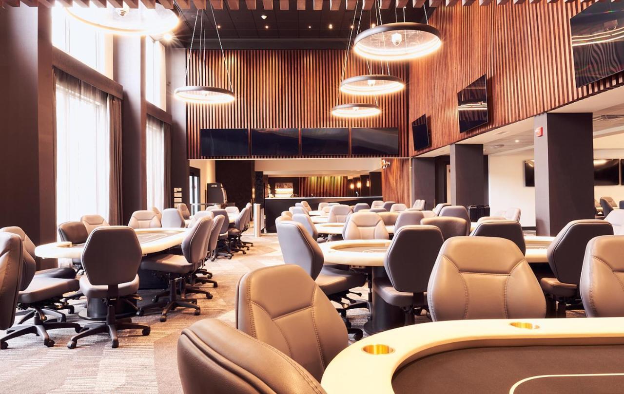 Champions Club And Hotel, Houston Westchase 4*