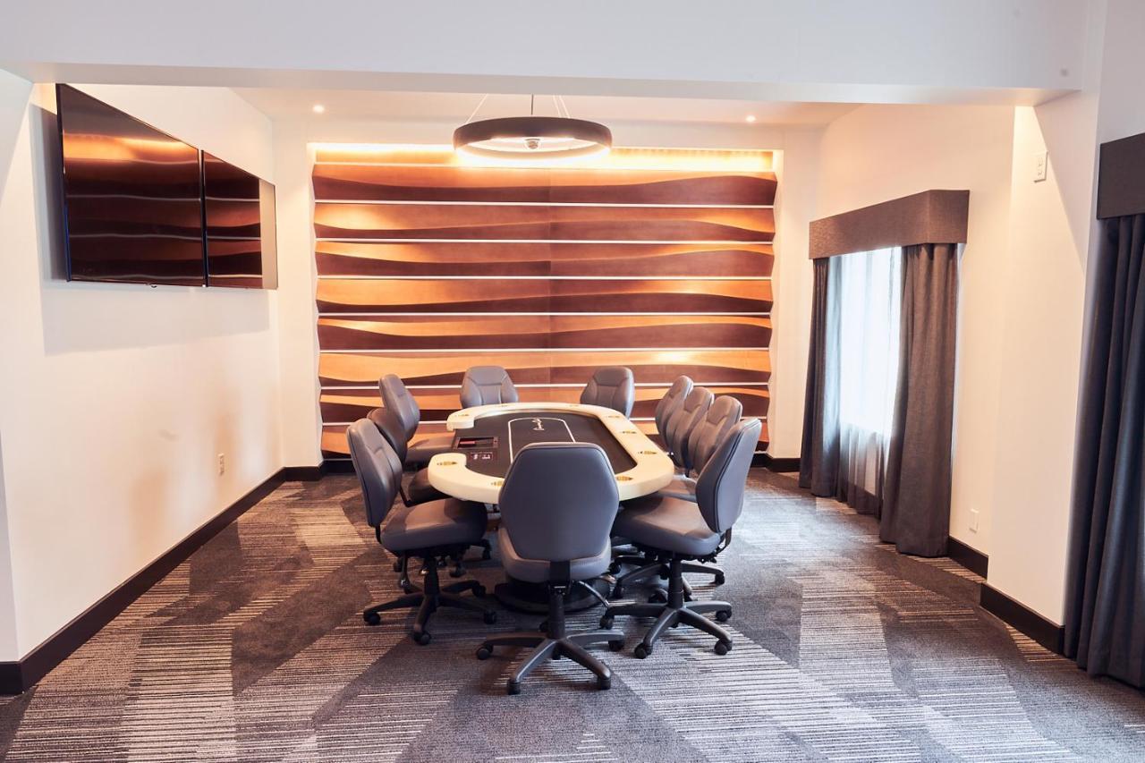 Champions Club And Hotel, Houston Westchase 4*