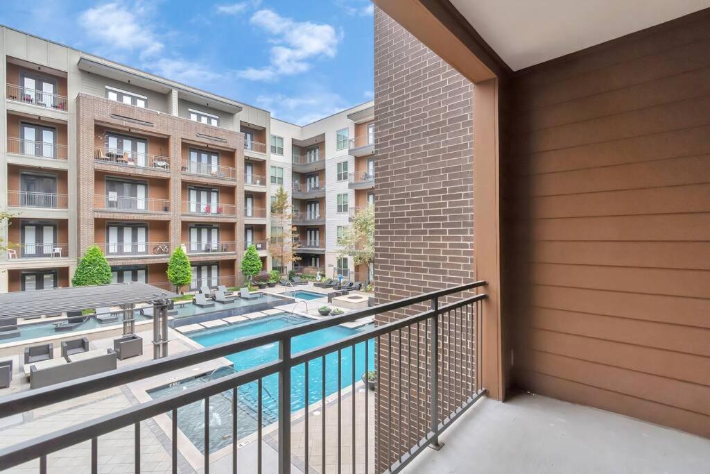 U1 Penthouse With Car Dwntown 1br 1bth Houston