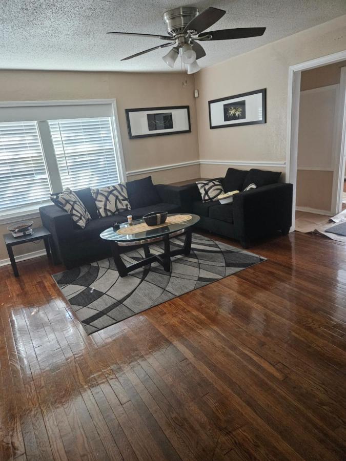 Reststop Homestay Houston